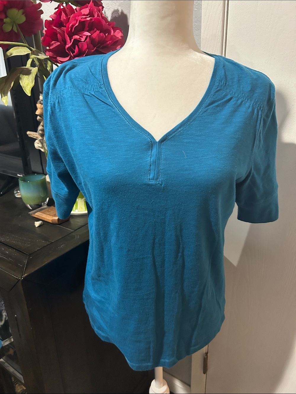 Northcrest Teal V-Neck Short Sleeve Top